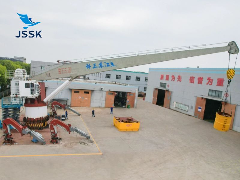 40T30M液壓回轉(zhuǎn)起重機(jī)