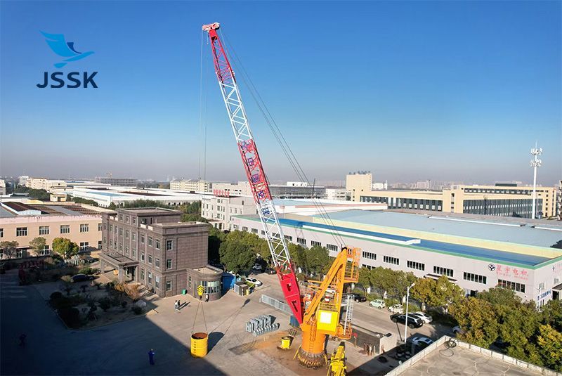 25T30M/15T40M鋼絲繩變幅桁架臂起重機(jī)